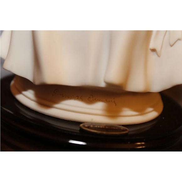 Giuseppe Armani April Roses 1570F Figurine Brand New Vintage - Picture 4 of 6